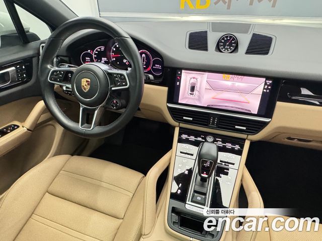 Porsche Cayenne 2023 — photo 12