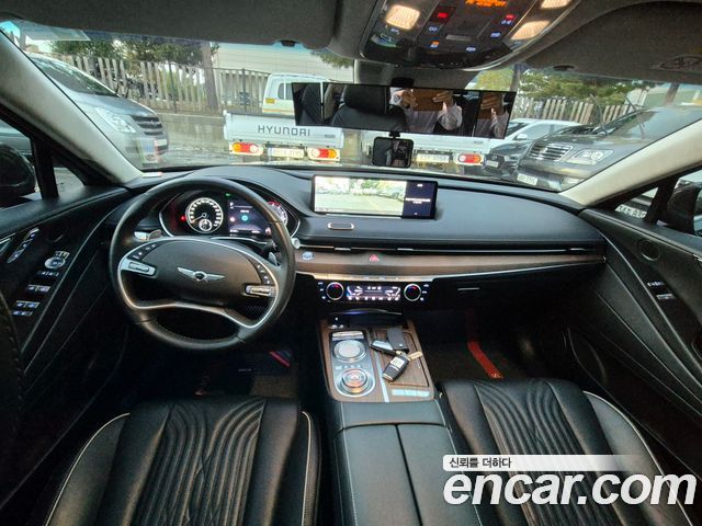 Genesis G80 2022 — photo 8