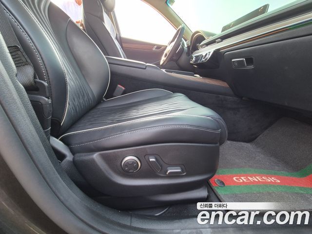 Genesis G80 2022 — photo 10