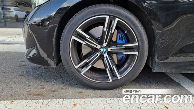 BMW 3-Series 2023 — photo 5