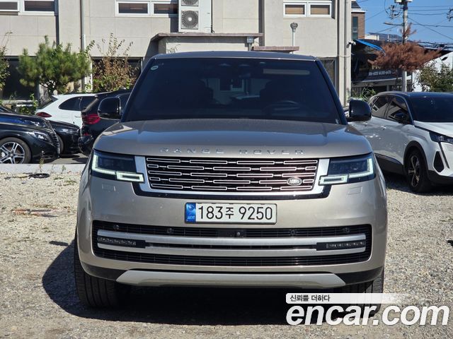 Land Rover Range Rover 2023 — photo 1