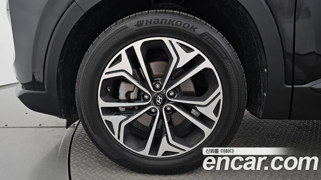 Hyundai Santafe 2019 — photo 5