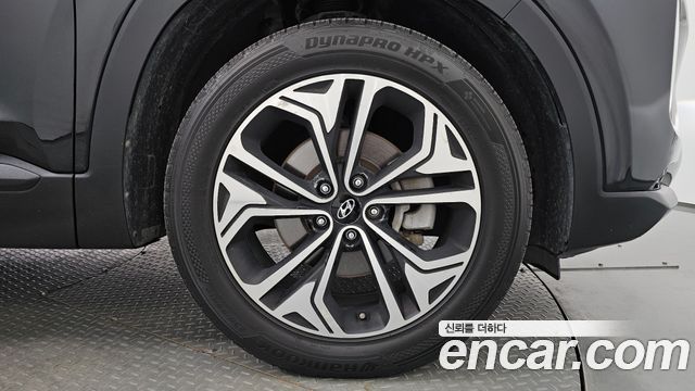 Hyundai Santafe 2019 — photo 7