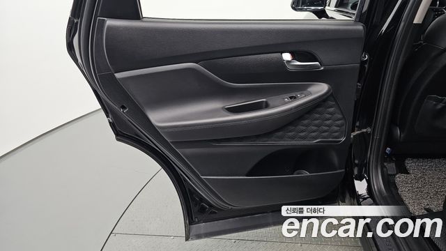 Hyundai Santafe 2019 — photo 15