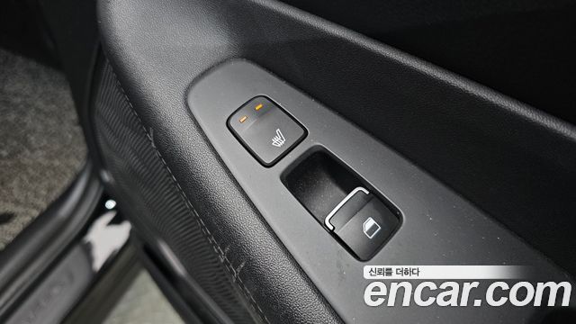 Hyundai Santafe 2019 — photo 28
