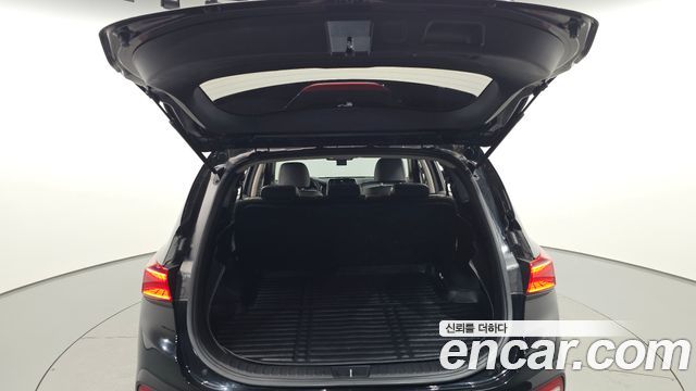 Hyundai Santafe 2019 — photo 30