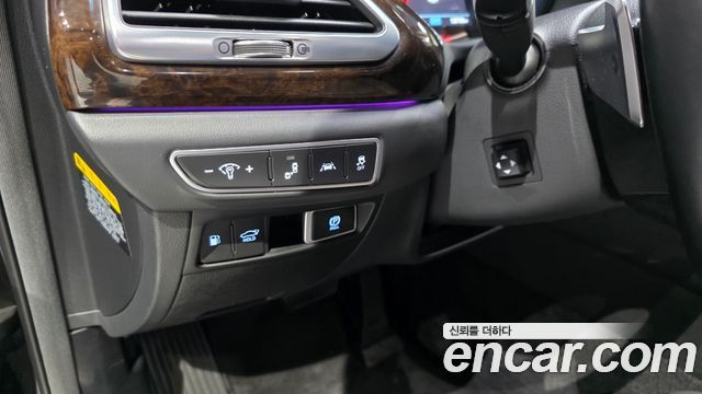 Genesis G90 2019 — photo 18