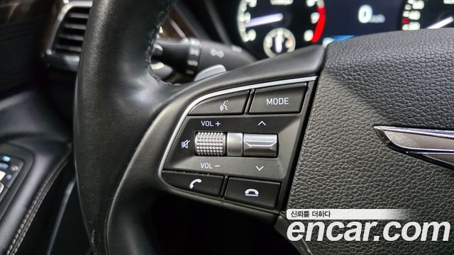 Genesis G90 2019 — photo 26
