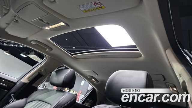 Genesis G90 2019 — photo 32