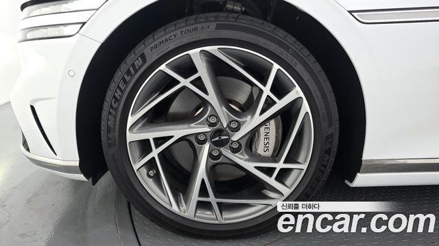 Genesis G90 2023 — photo 5