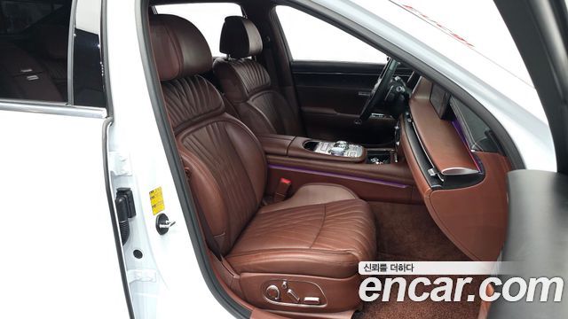 Genesis G90 2023 — photo 17