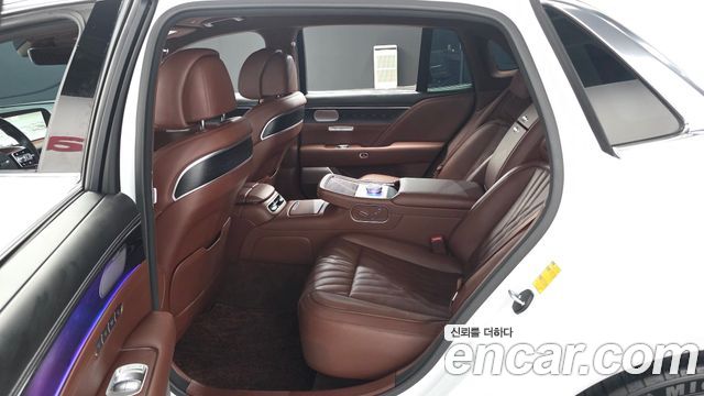 Genesis G90 2023 — photo 18