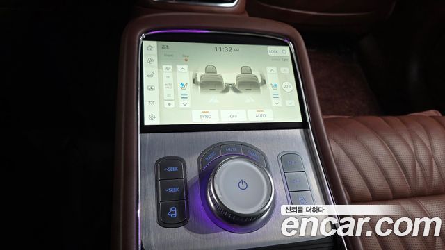 Genesis G90 2023 — photo 22