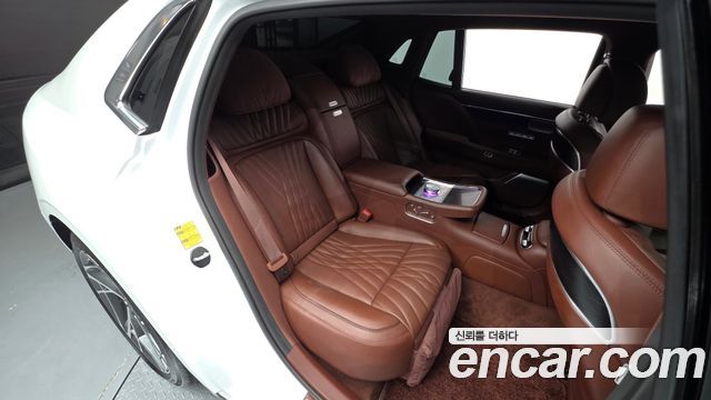Genesis G90 2023 — photo 16