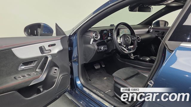 Mercedes-Benz CLA-Class 2022 — photo 13