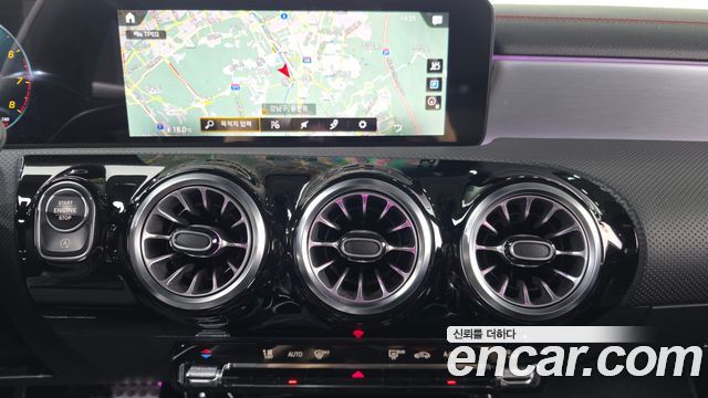 Mercedes-Benz CLA-Class 2022 — photo 20