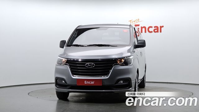 Hyundai Starex 2019 — photo 3
