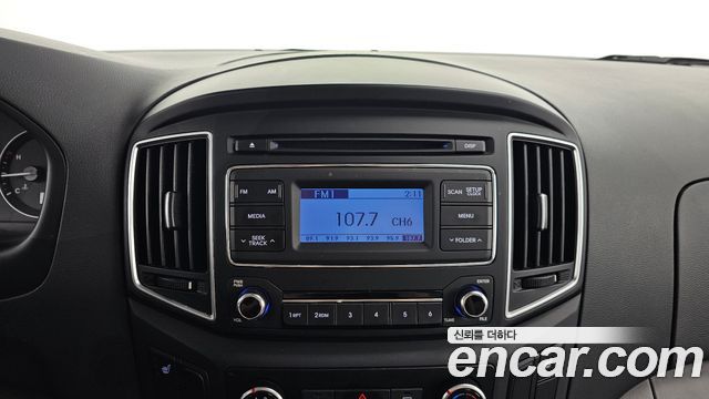 Hyundai Starex 2019 — photo 20