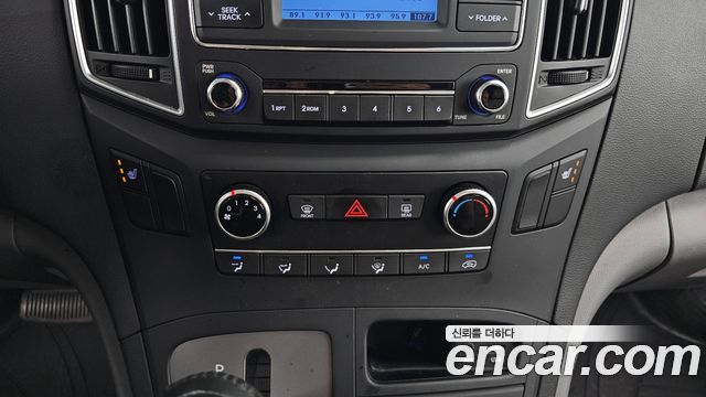 Hyundai Starex 2019 — photo 21