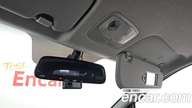 Hyundai Starex 2019 — photo 22