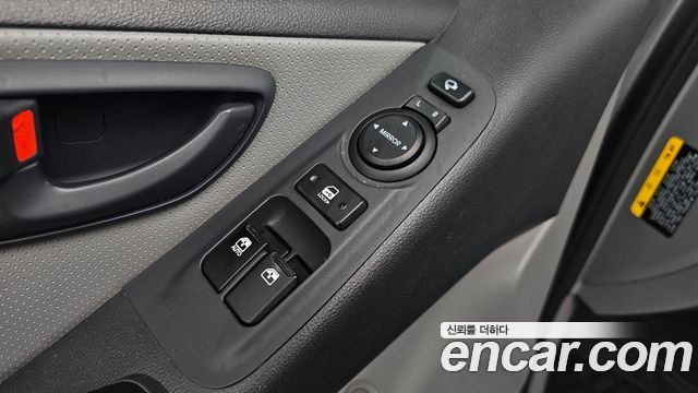 Hyundai Starex 2019 — photo 26