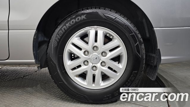 Hyundai Starex 2019 — photo 7