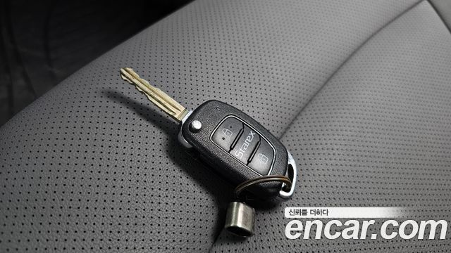 Hyundai Starex 2019 — photo 29