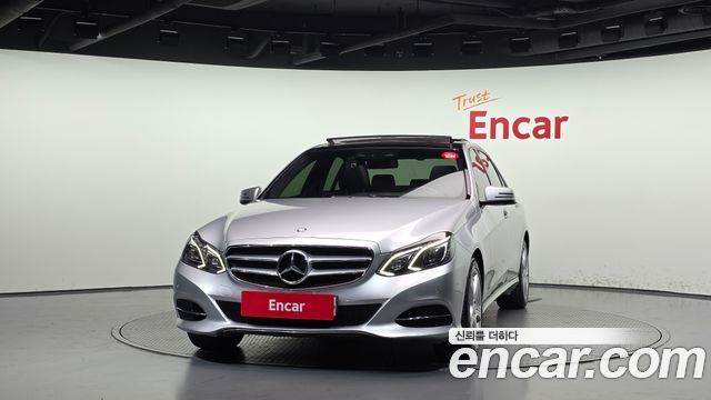 Mercedes-Benz E-Class 2014 — photo 3