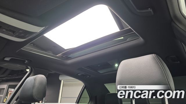 Mercedes-Benz E-Class 2014 — photo 18