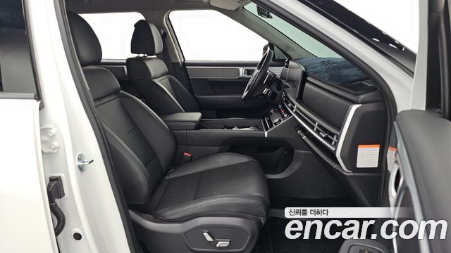 Hyundai Santafe 2025 — photo 17
