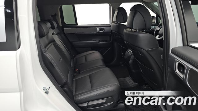 Hyundai Santafe 2025 — photo 18