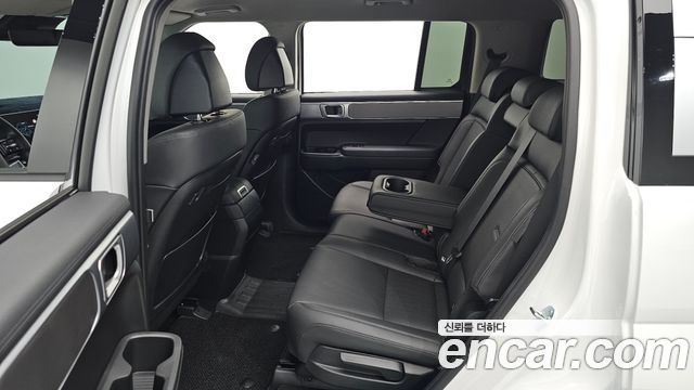 Hyundai Santafe 2025 — photo 16