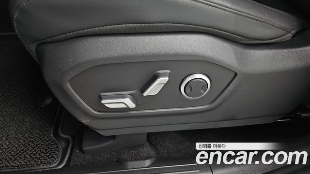 Hyundai Santafe 2025 — photo 31