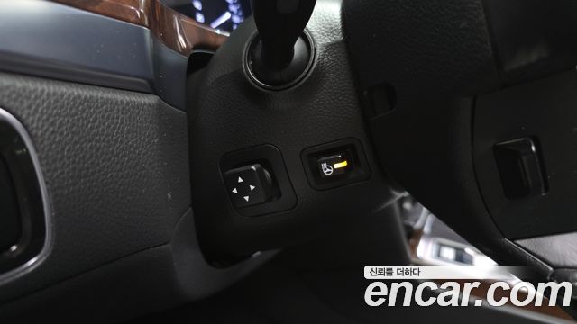 Hyundai Equus 2015 — photo 24