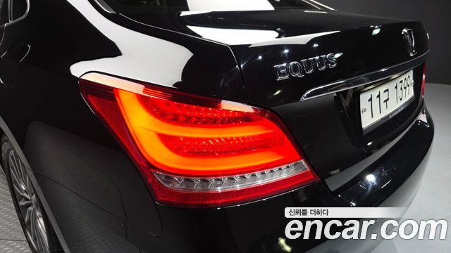 Hyundai Equus 2015 — photo 9