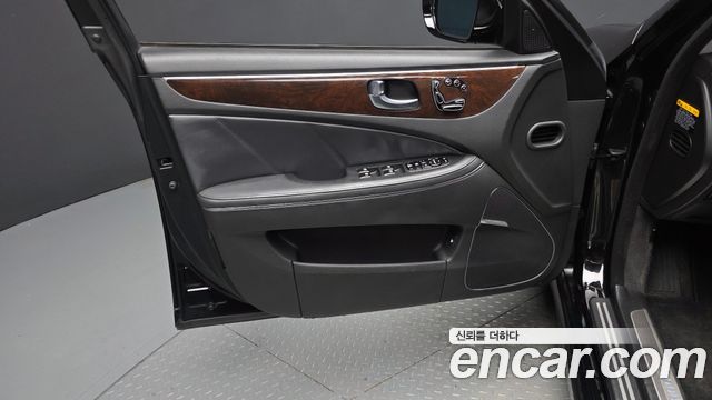 Hyundai Equus 2015 — photo 14