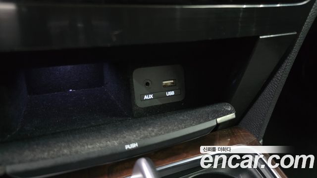 Hyundai Equus 2015 — photo 33