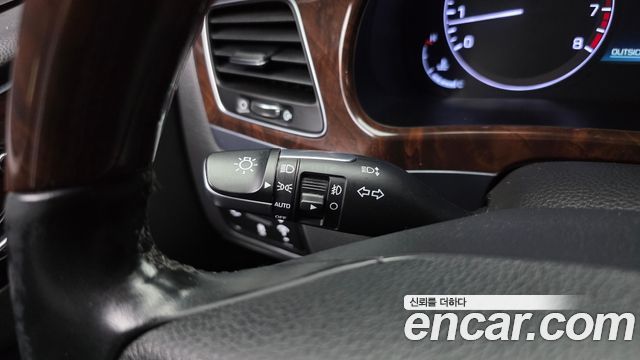 Hyundai Equus 2015 — photo 37