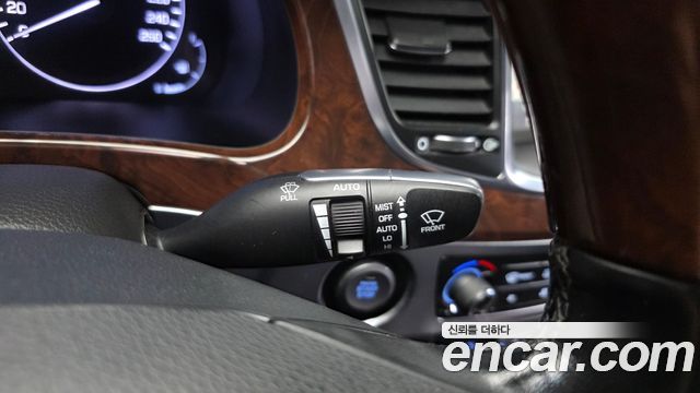 Hyundai Equus 2015 — photo 39