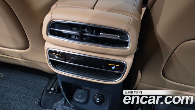 Genesis GV80 2022 — photo 19