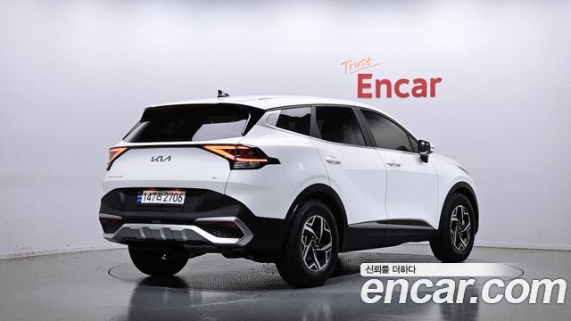 Kia Sportage 2023 — photo 2