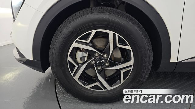 Kia Sportage 2023 — photo 5
