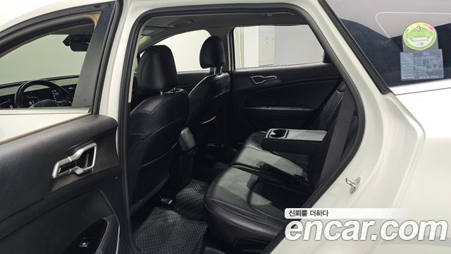 Kia Sportage 2023 — photo 17