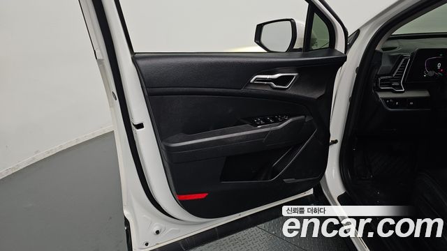 Kia Sportage 2023 — photo 14