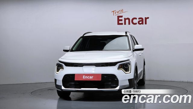 Kia Niro 2023 — photo 3