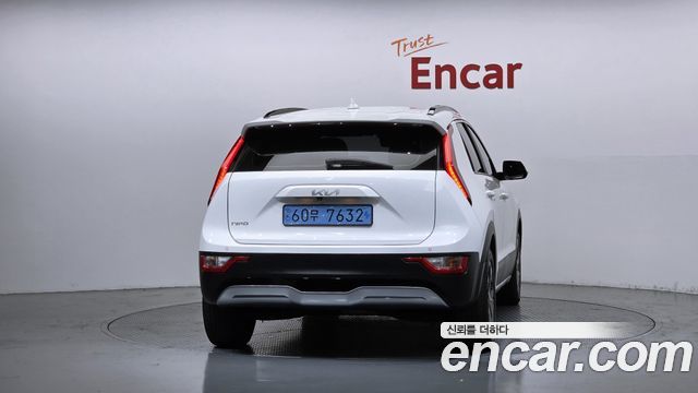 Kia Niro 2023 — photo 4