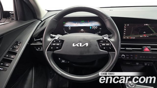 Kia Niro 2023 — photo 13