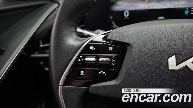 Kia Niro 2023 — photo 17