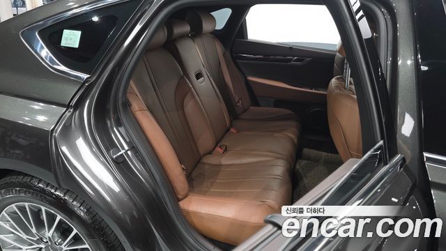 Genesis G80 2022 — photo 12