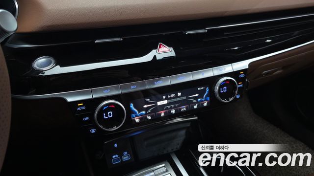 Genesis G80 2022 — photo 17